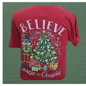 Buc-ees Christmas 2024 TShirt Believe In Magic Beaver Nutcracker Red Tee Shirt L